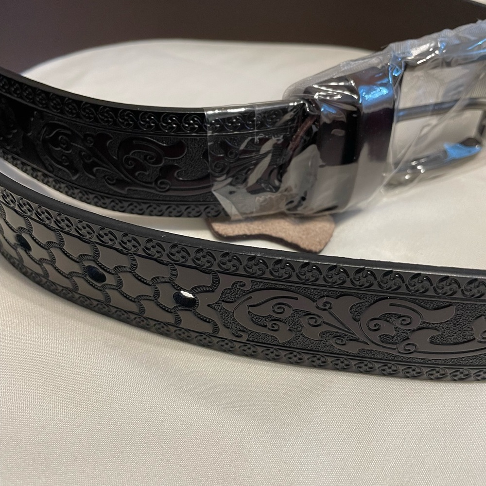 Elegant Leather Embossed Men's Belt 36”